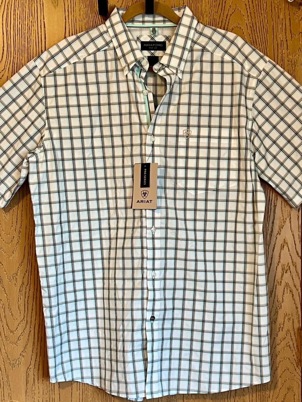 NWT Ariat Pro Series Cooper Plaid SS Shirt - Large